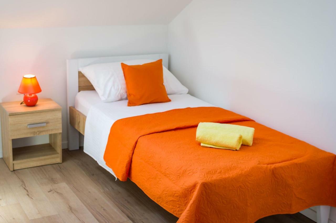 Apartman Iva Zara Exteriör bild
